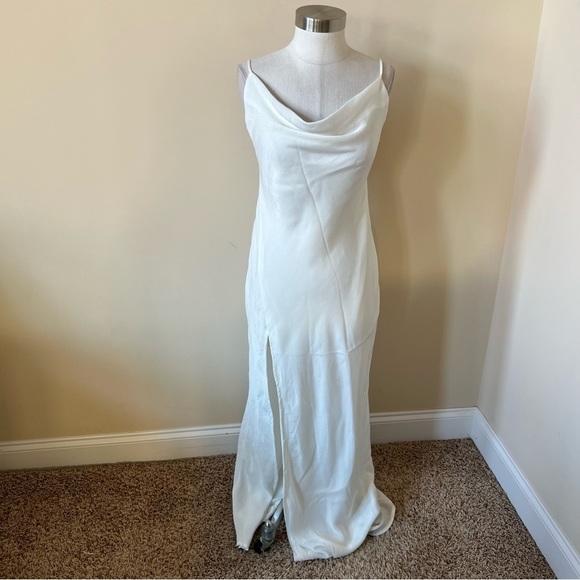 RESA White satin silk Dress - Picture 5 of 13